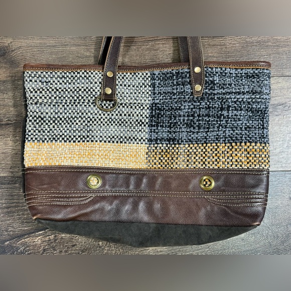 Myra Bag Large Tote - Picture 2 of 5